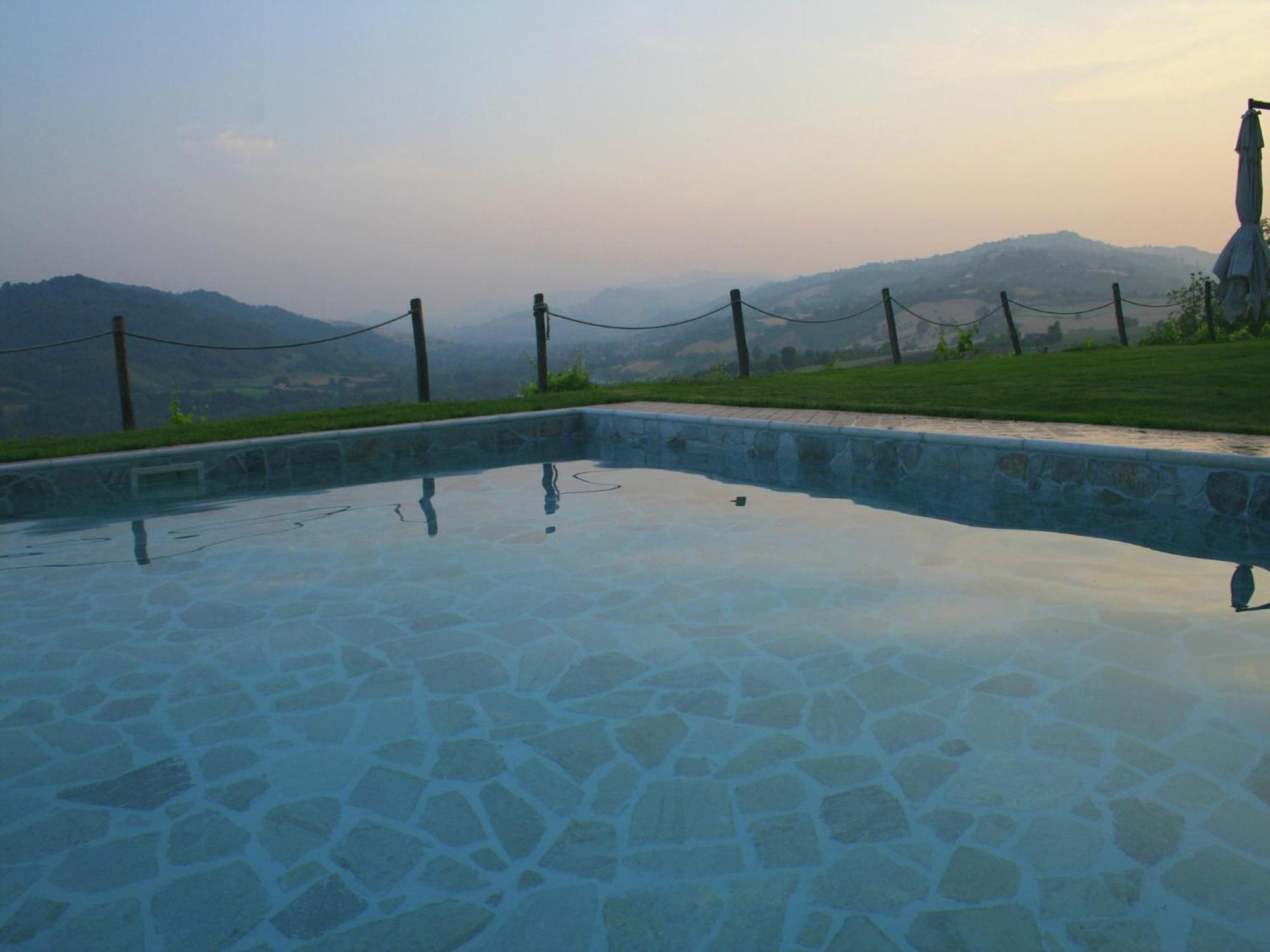 Lovely Holiday Home In Monte Colombo On Farm Экстерьер фото
