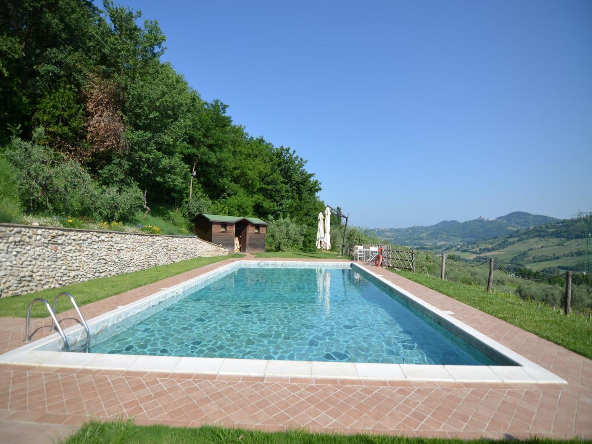 Lovely Holiday Home In Monte Colombo On Farm Экстерьер фото