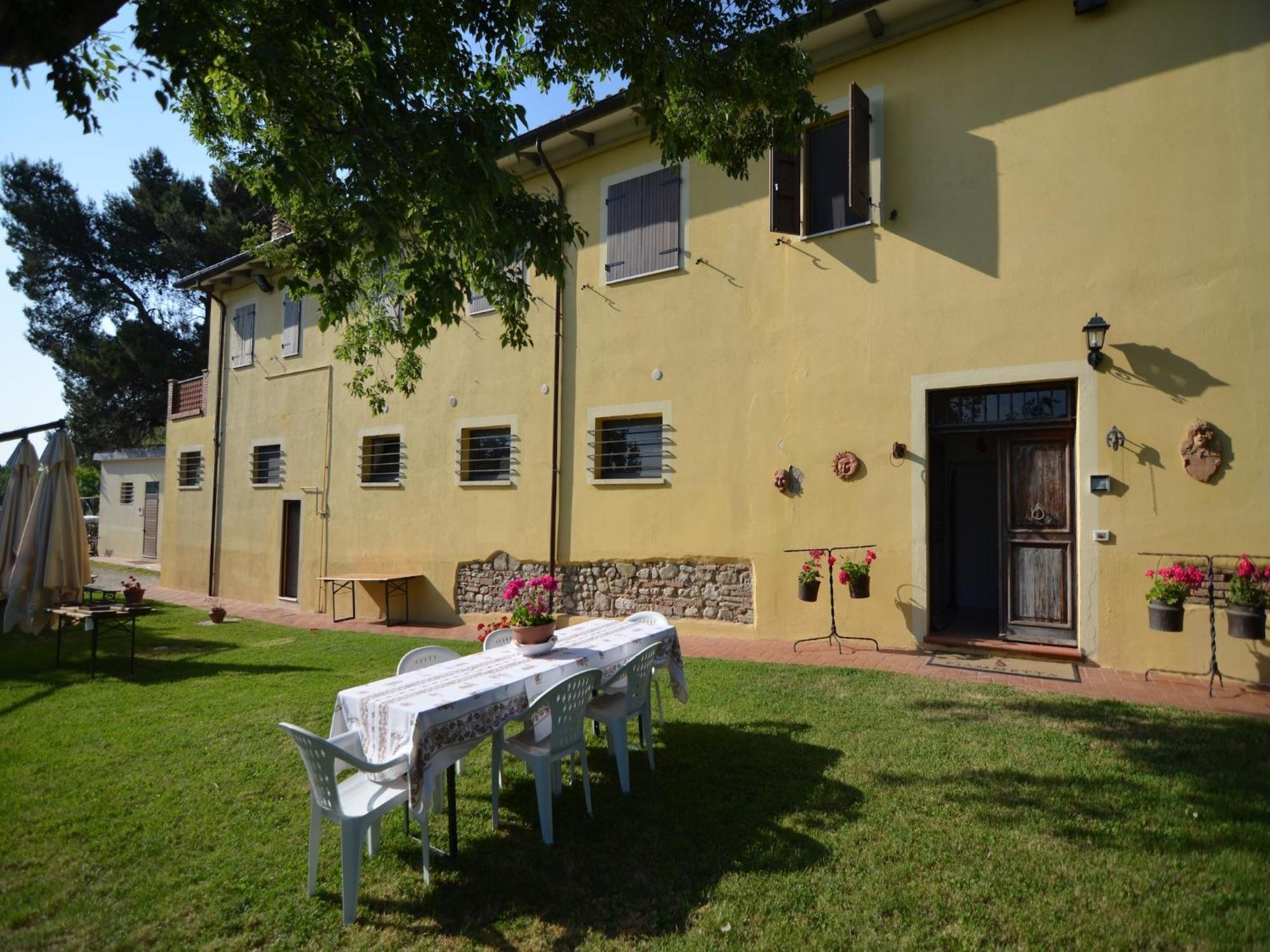 Lovely Holiday Home In Monte Colombo On Farm Экстерьер фото