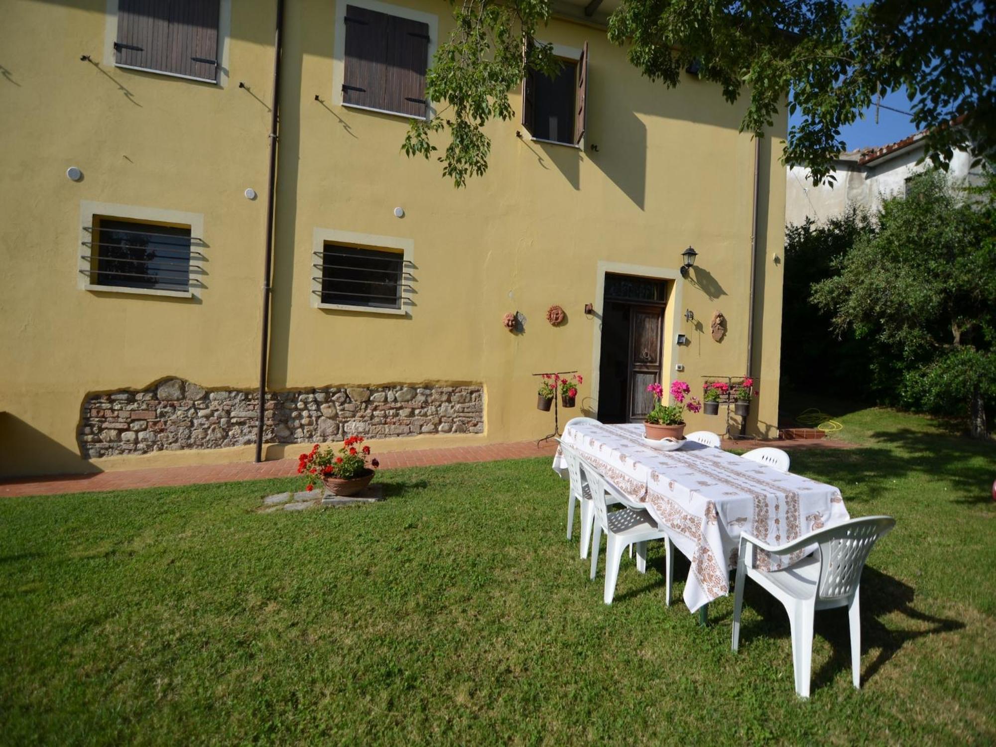 Lovely Holiday Home In Monte Colombo On Farm Экстерьер фото